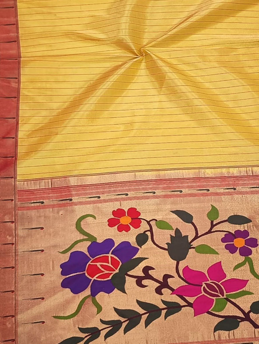 Yellow Paithani Handloom Pure Silk Flower Design Muniya Border Saree - Luxurion World