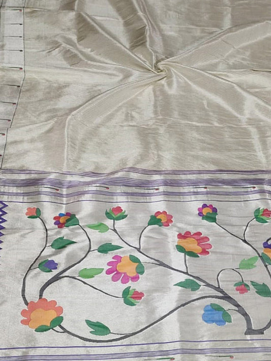 Off White Paithani Handloom Pure Silk Flower Design Muniya Border Saree - Luxurion World