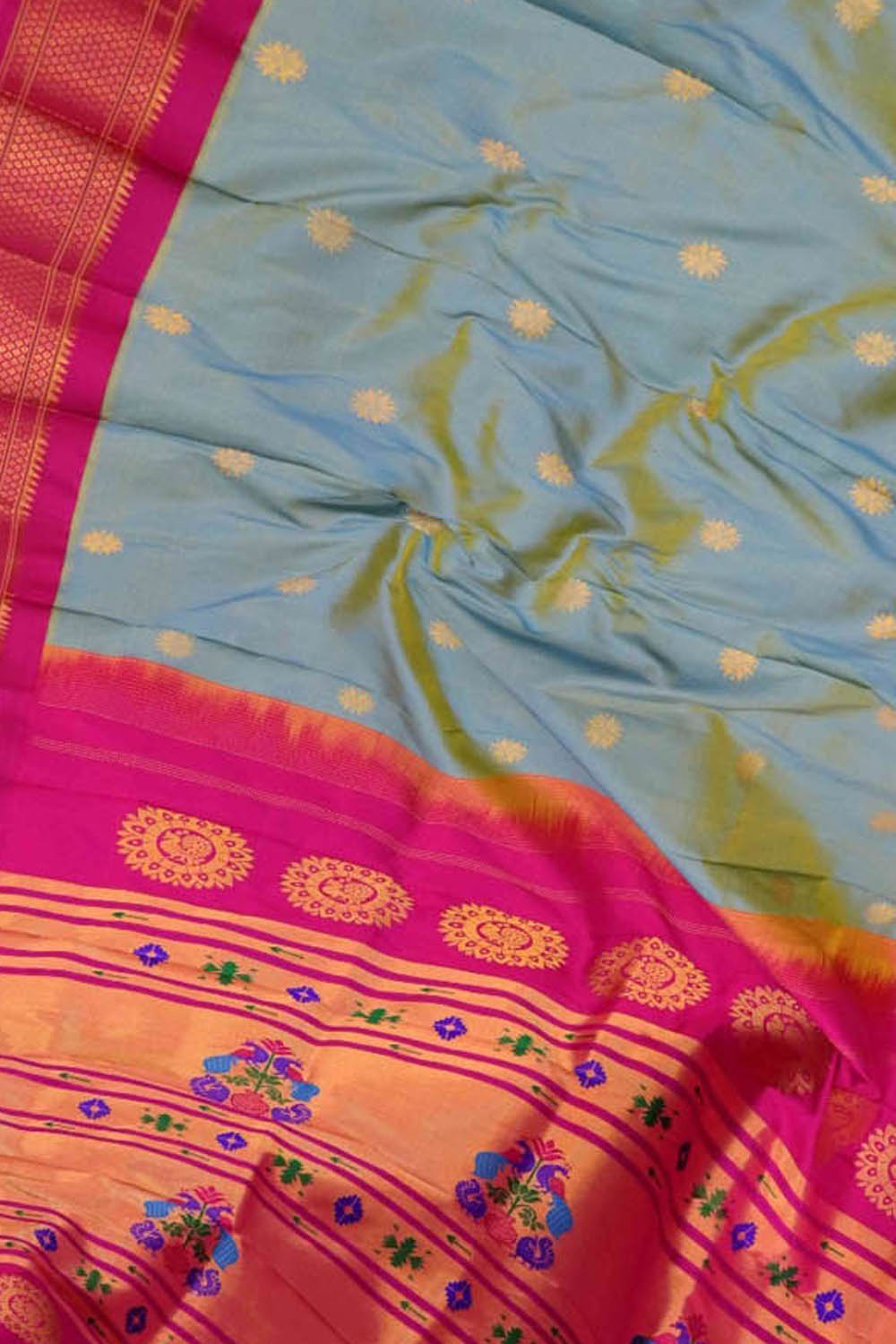 Elegant Grey Paithani Handloom Pure Silk Saree: Timeless Beauty - Luxurion World