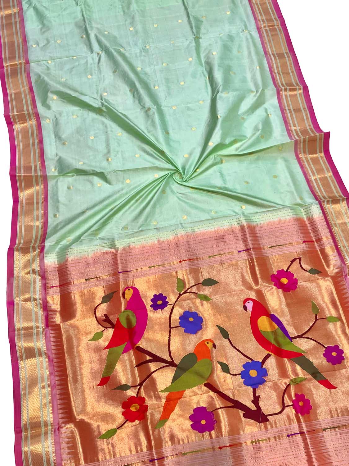 Exquisite Green Paithani Handloom Pure Silk Saree: Timeless Elegance - Luxurion World