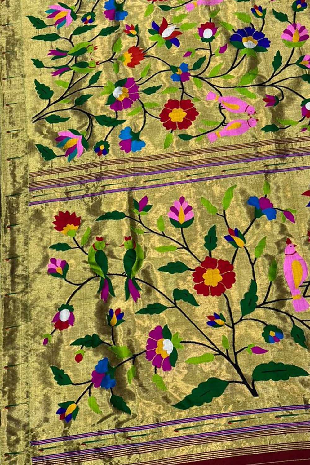Exquisite Green Paithani Handloom Pure Brocade Tissue Silk Saree - Luxurion World
