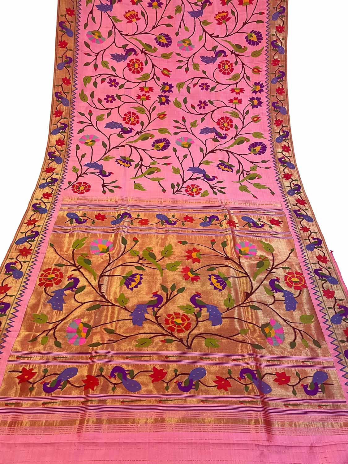 Exquisite Pink Paithani Handloom Pure Silk Saree: A Timeless Elegance - Luxurion World