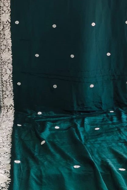 Exquisite Green Hand Embroidered Parsi Gara Pure Crepe Saree - Luxurion World