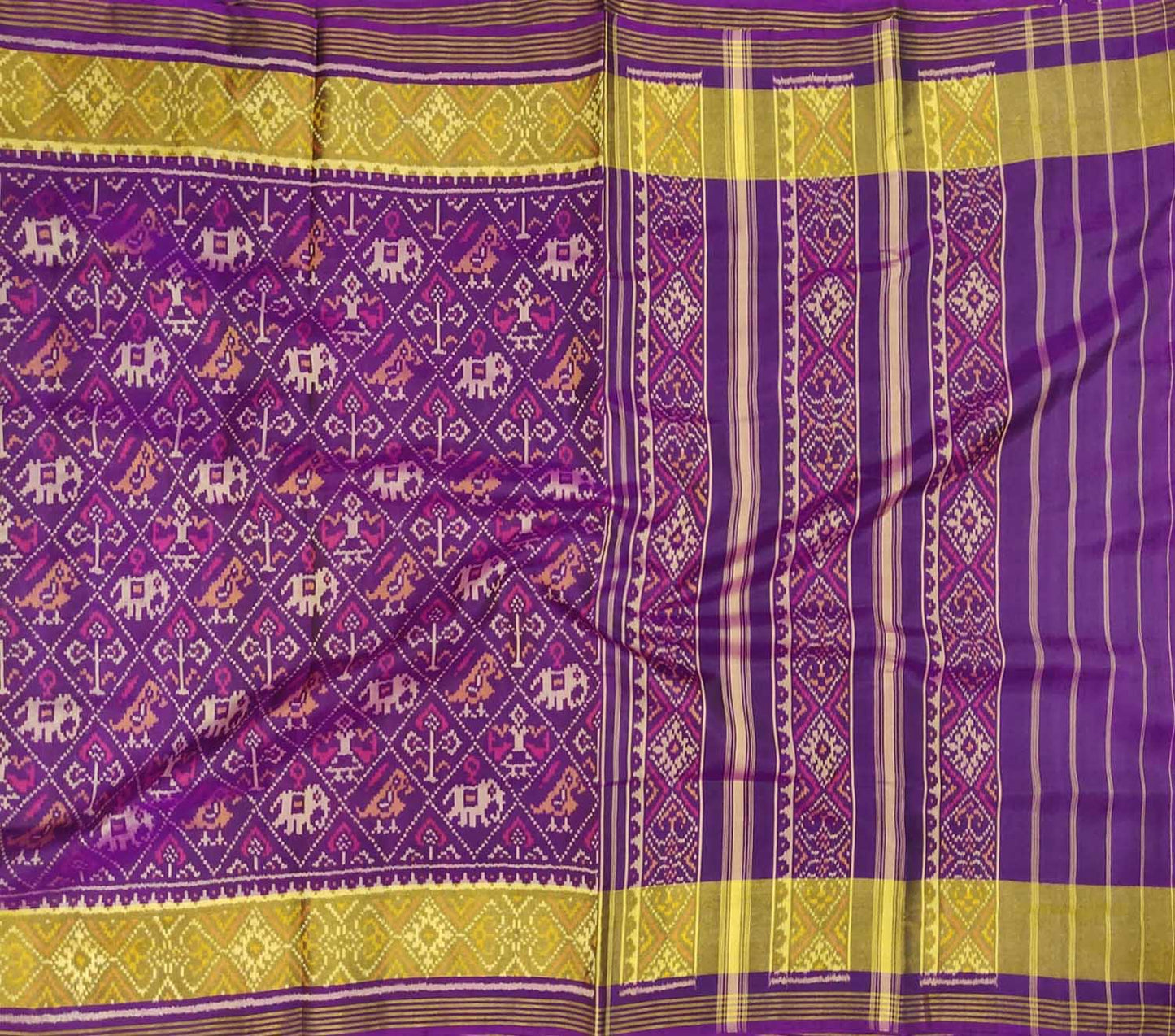 Purple Handloom Single Ikat Patola Pure Silk Saree - Luxurion World