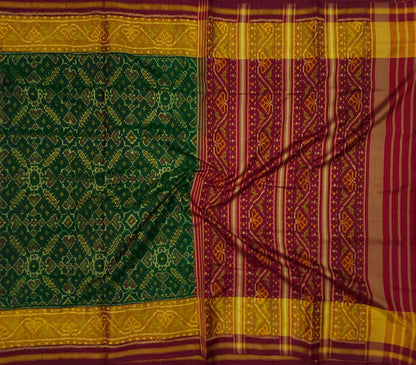 Exquisite Green Patola Single Ikat Handloom Silk Saree: A Timeless Elegance - Luxurion World