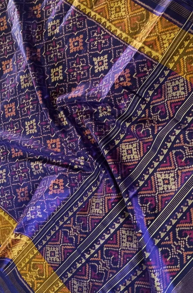 Purple Handloom Single Ikat Patola Pure Silk Saree - Luxurion World