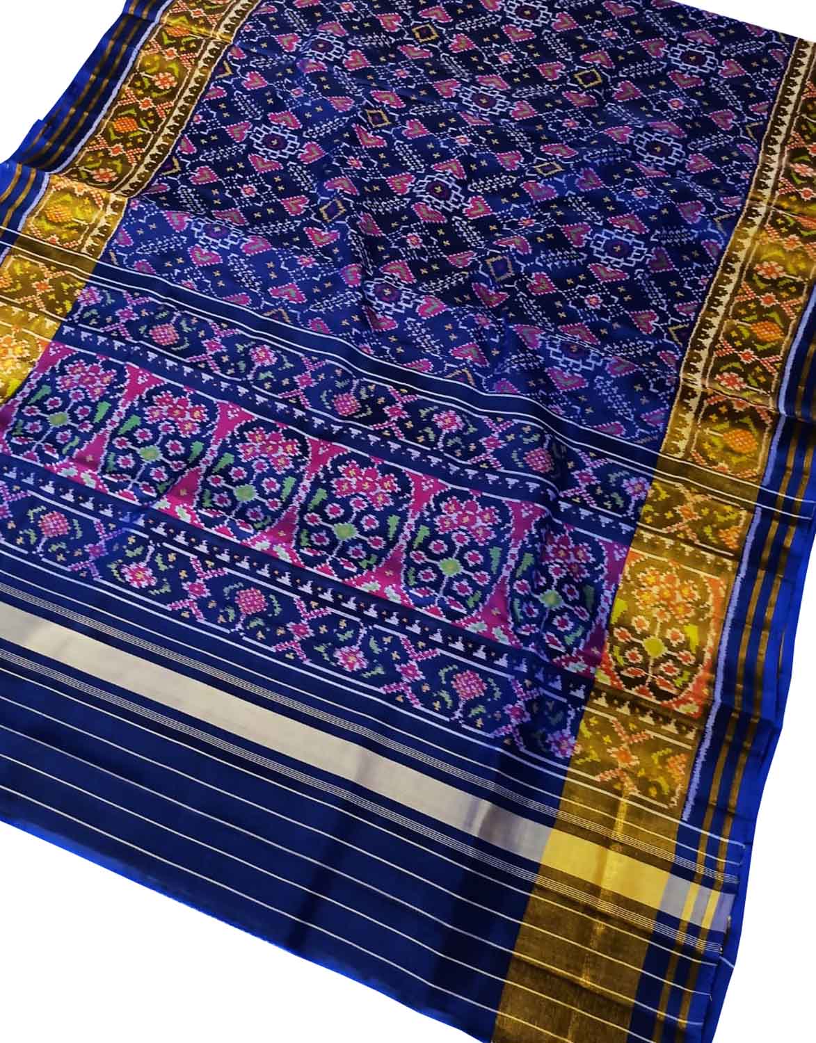 Exquisite Blue Patola Handloom Single Ikat Silk Saree: A Timeless Masterpiece - Luxurion World