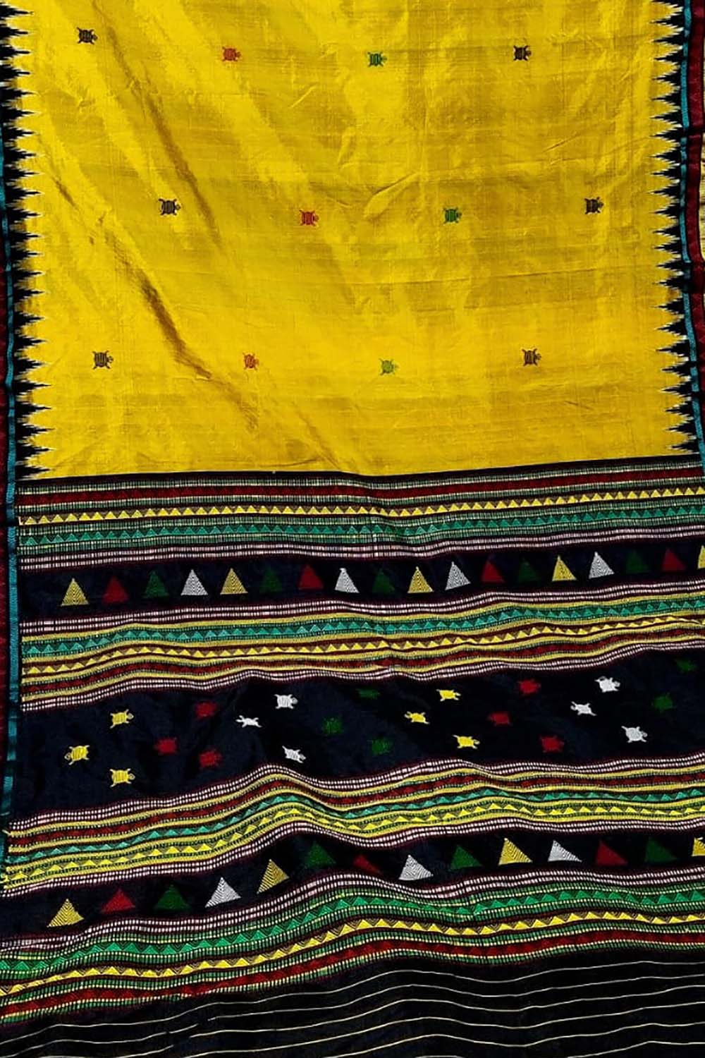 Stunning Yellow Handloom Ikat Silk Saree - Sambalpuri Pure Elegance - Luxurion World