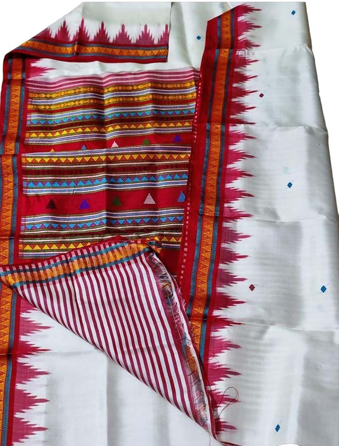 Pure Silk White Sambalpuri Handloom Ikat Saree: Traditional Elegance - Luxurion World