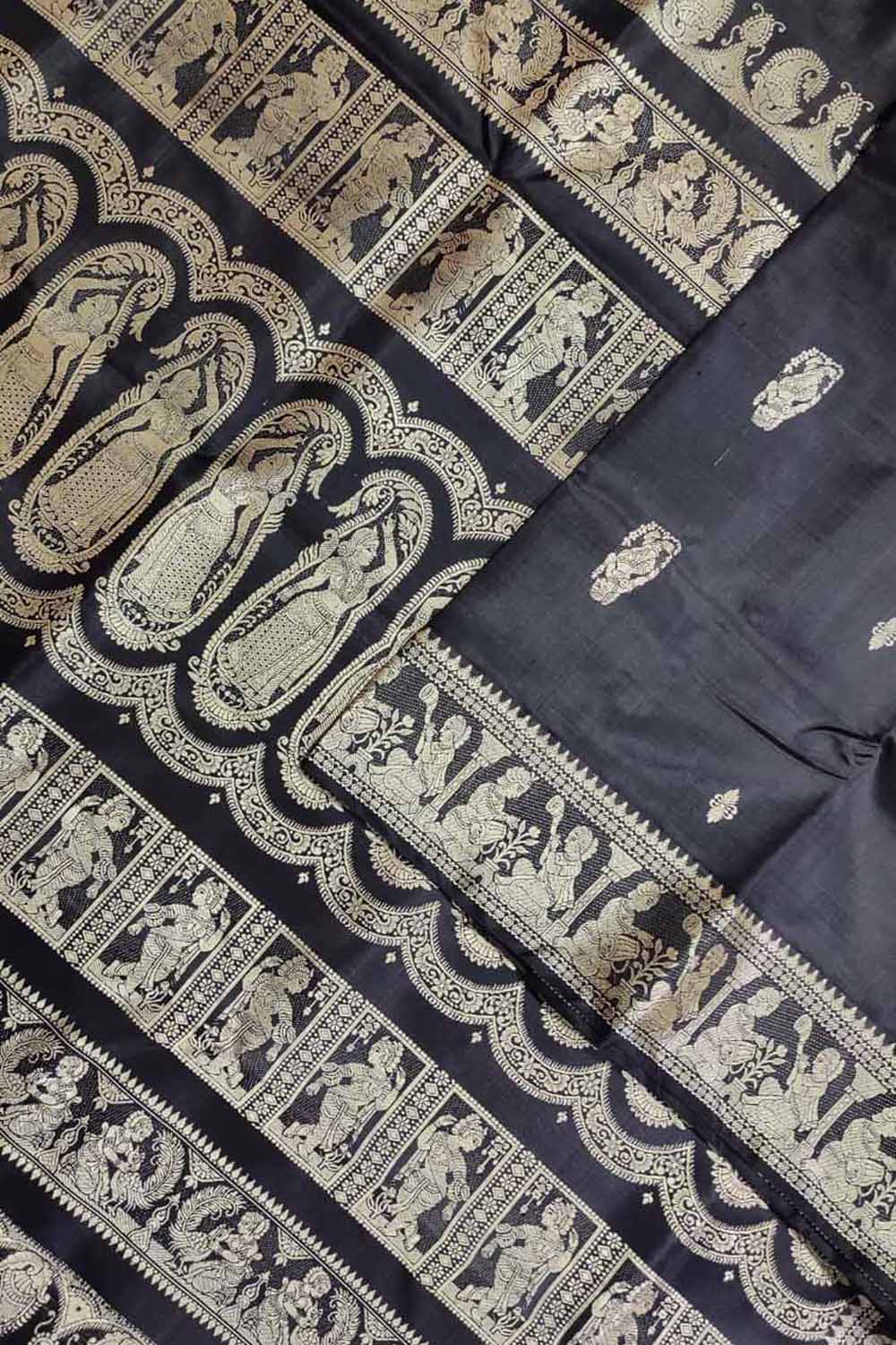 Black Baluchari Handloom Pure Silk Saree - Luxurion World