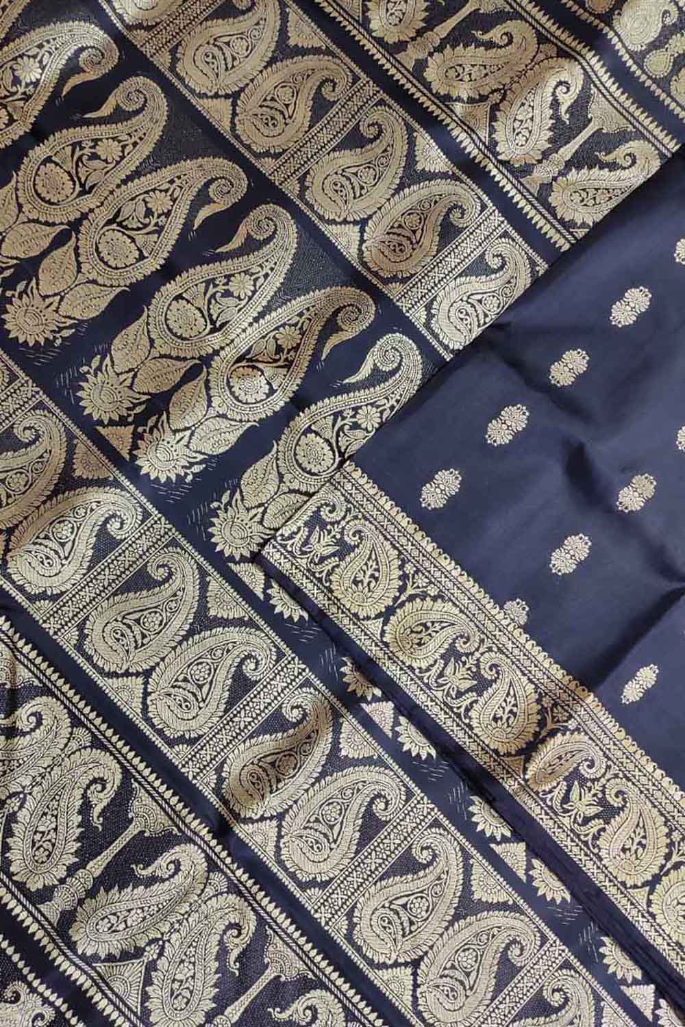 Black Baluchari Handloom Pure Silk Saree - Luxurion World