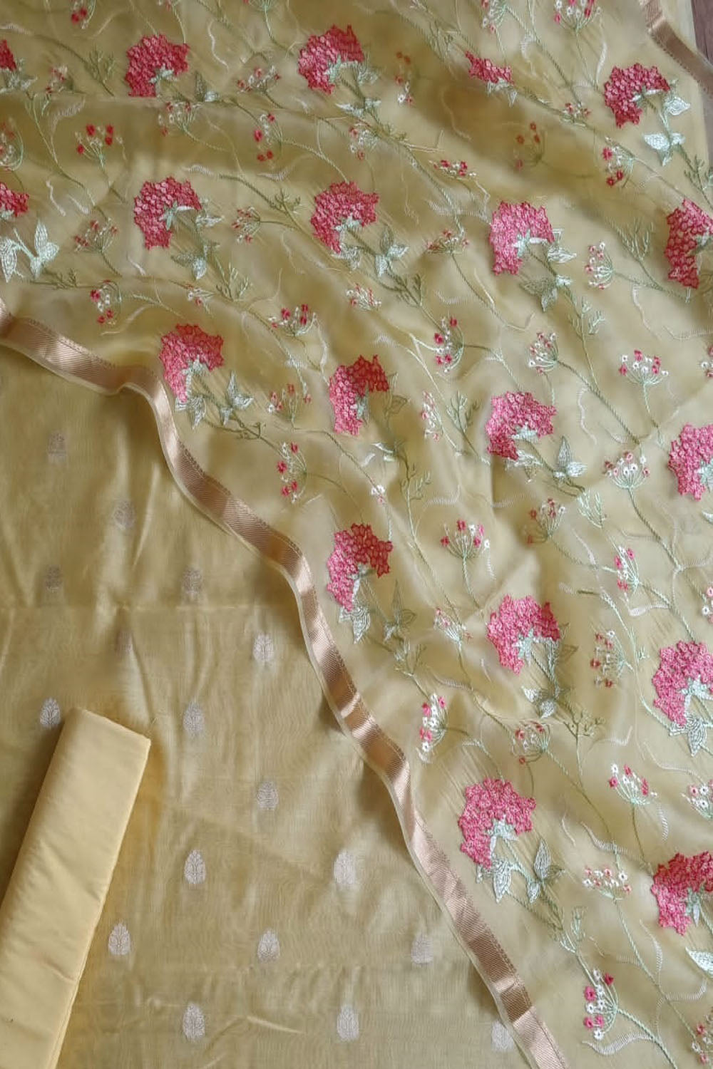 Yellow Banarasi Chanderi Silk Three Piece Unstitched Suit Set With Organza Dupatta - Luxurion World