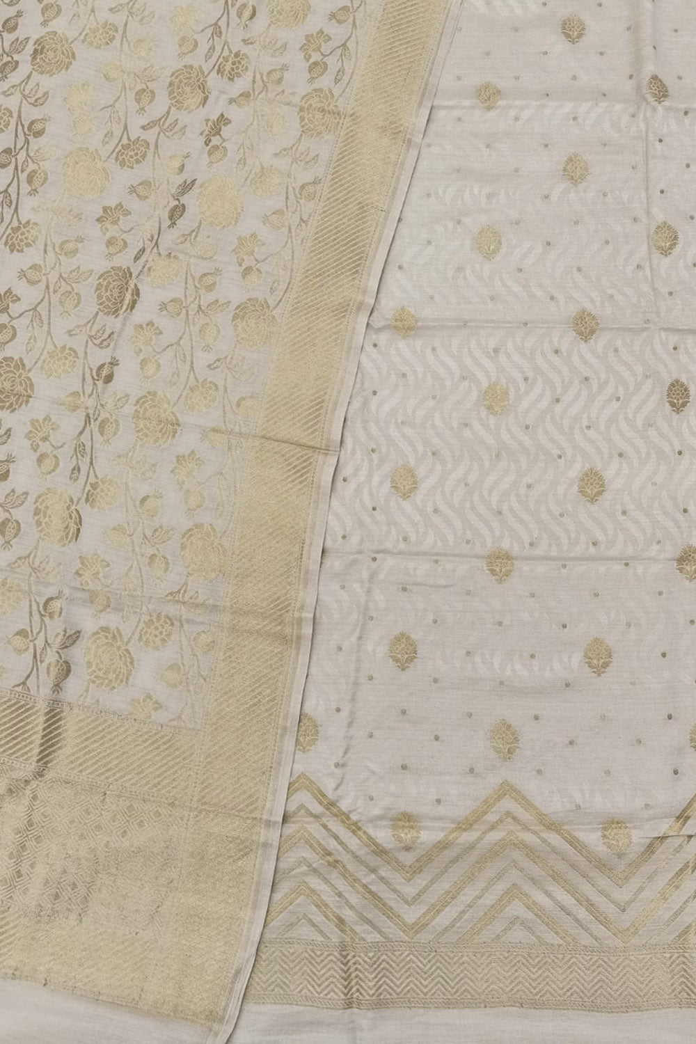 Dyeable Banarasi Handloom Pure Moonga Silk Three Piece Unstitched Suit Set - Luxurion World
