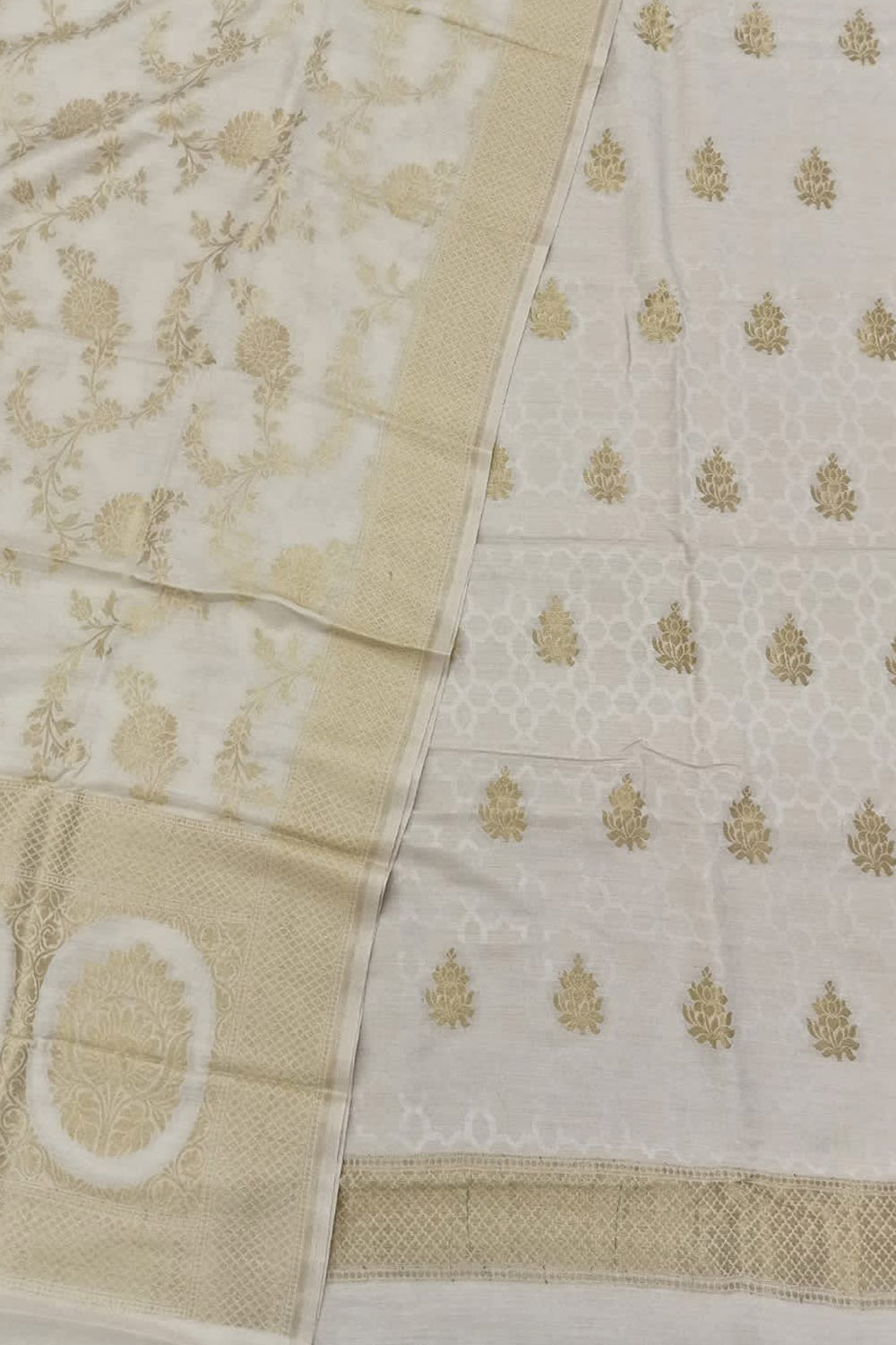 Dyeable Banarasi Handloom Pure Moonga Silk Three Piece Unstitched Suit Set - Luxurion World