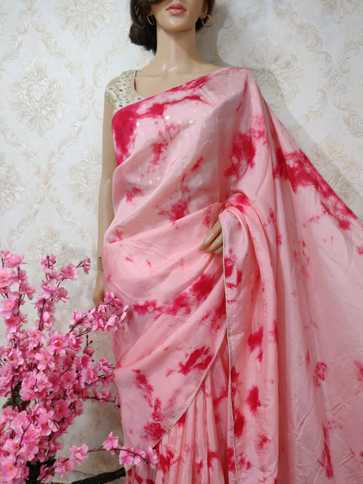Pink Trendy Uppada Silk Tie And Dye Print Saree - Luxurion World