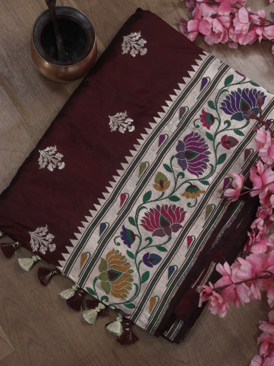 Maroon Handloom Banarasi Pure Katan Silk Paithani Border Design Saree - Luxurion World