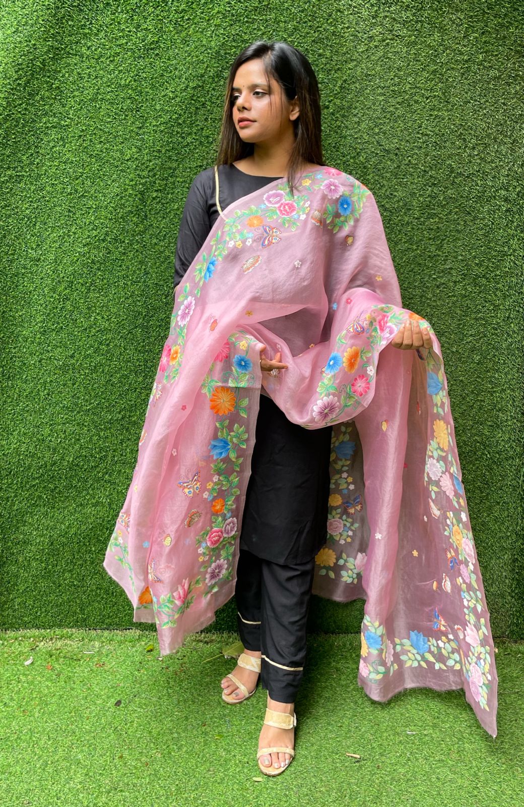 Pink Hand Painted Organza Silk Dupatta - Luxurion World