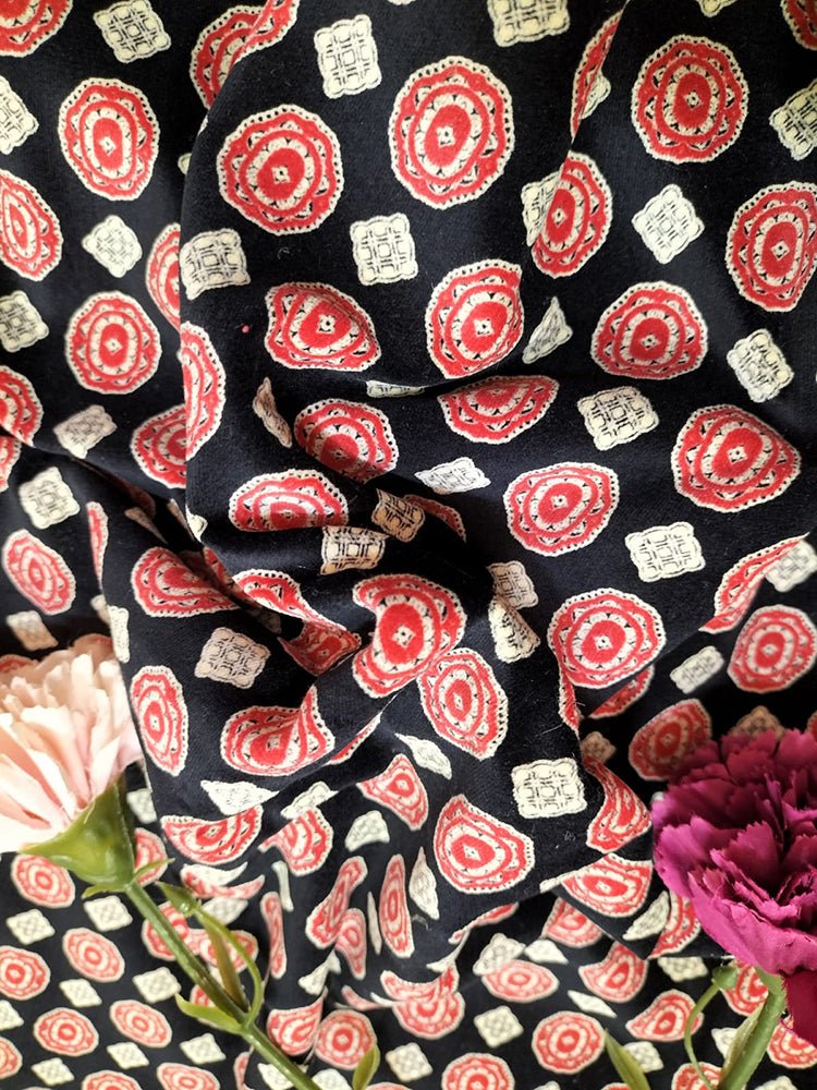 Black Digital Printed Velvet Fabric (1Mtr) - Luxurion World