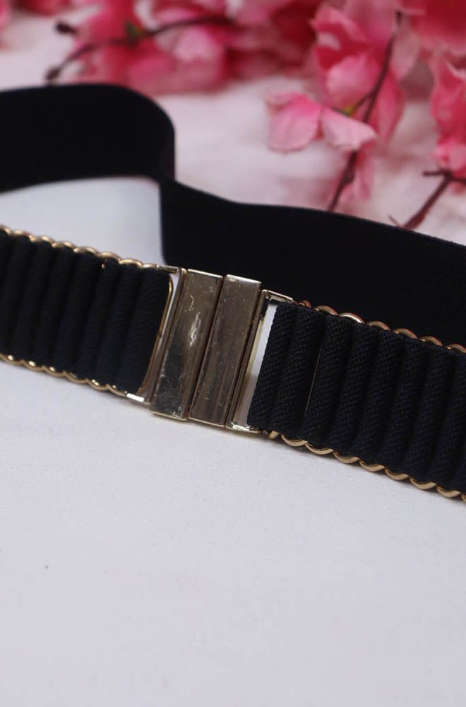 Chic Black Elastic Belt w/ Gold Buckle - Fashionable Accessory