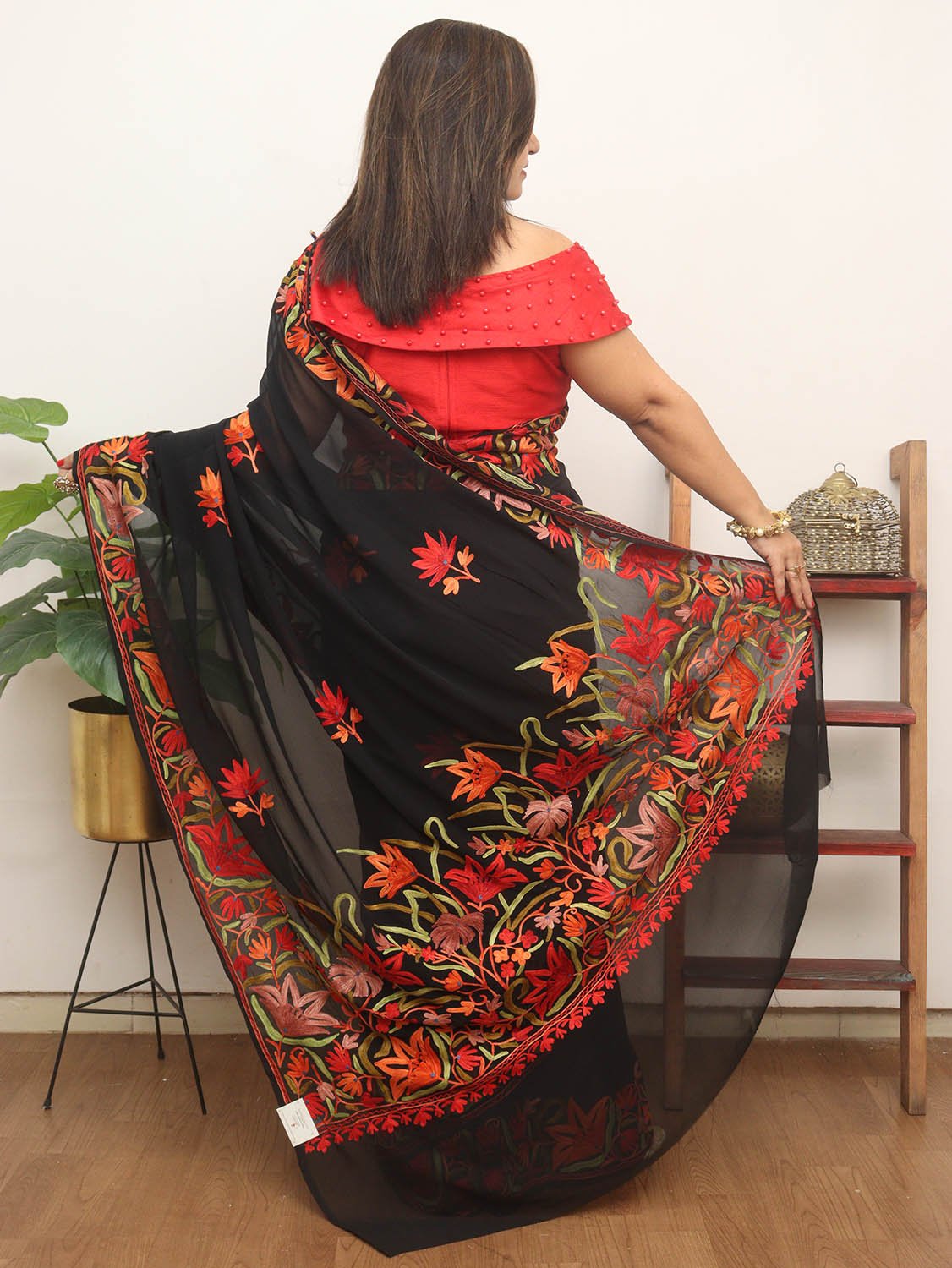 Black Embroidered Kashmiri Aari Work Georgette Saree - Luxurion World