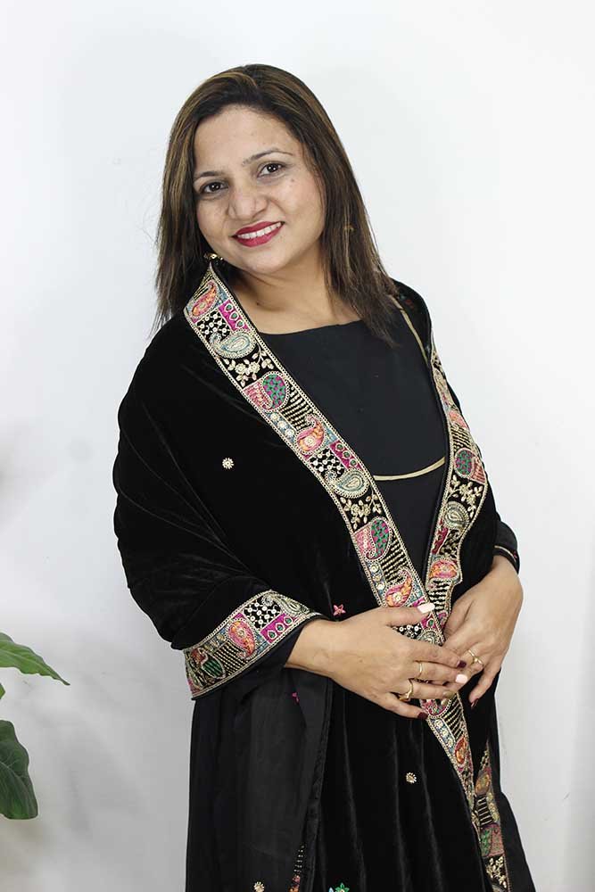 Black Embroidered Trendy Velvet Dupatta - Luxurion World