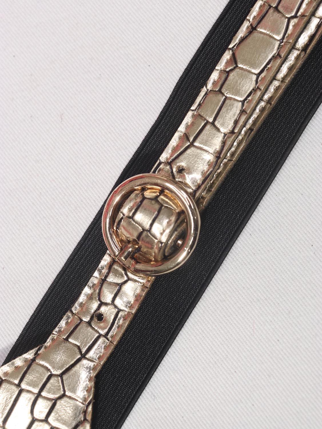 Stylish Security: Fashionable Blackout Belts for Protection - Luxurion World