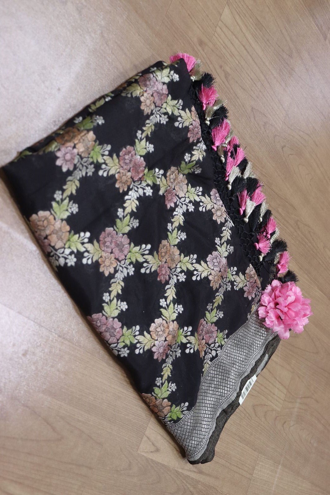 Black Handloom Banarasi Brush Dye Pure Georgette Dupatta - Luxurion World