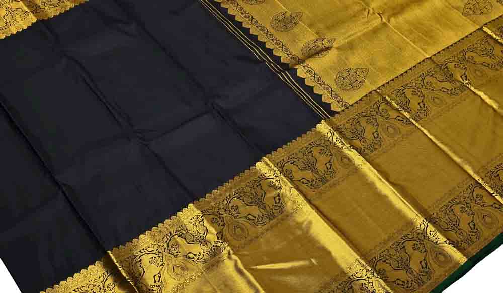Black Handloom Kanjeevaram Pure Silk Saree - Luxurion World