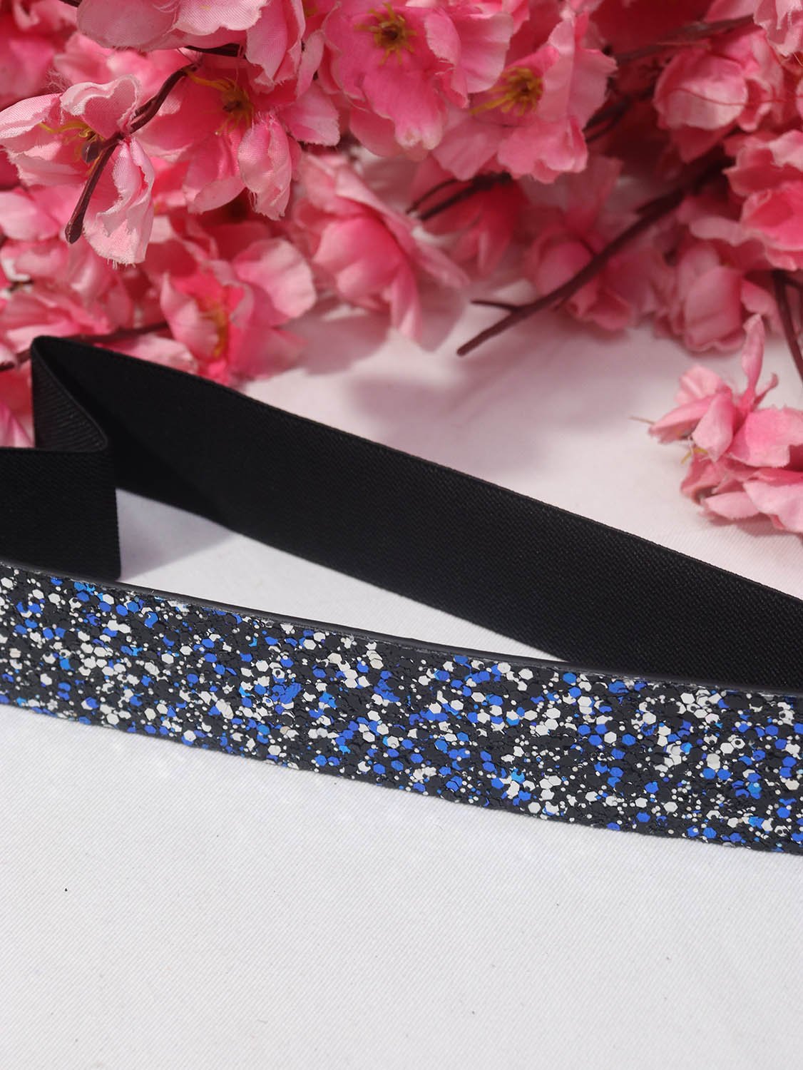 Chic & Secure: Exclusive Belt Stylist for Elevated Style - Luxurion World