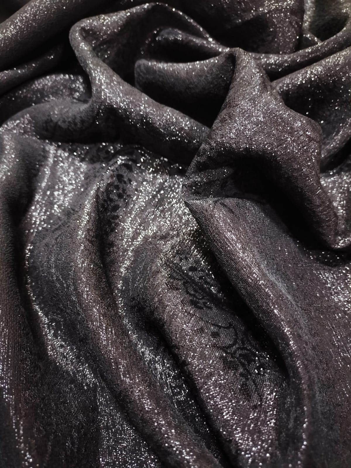 Black Trendy Georgette Shimmer Fabric ( 1 Mtr )