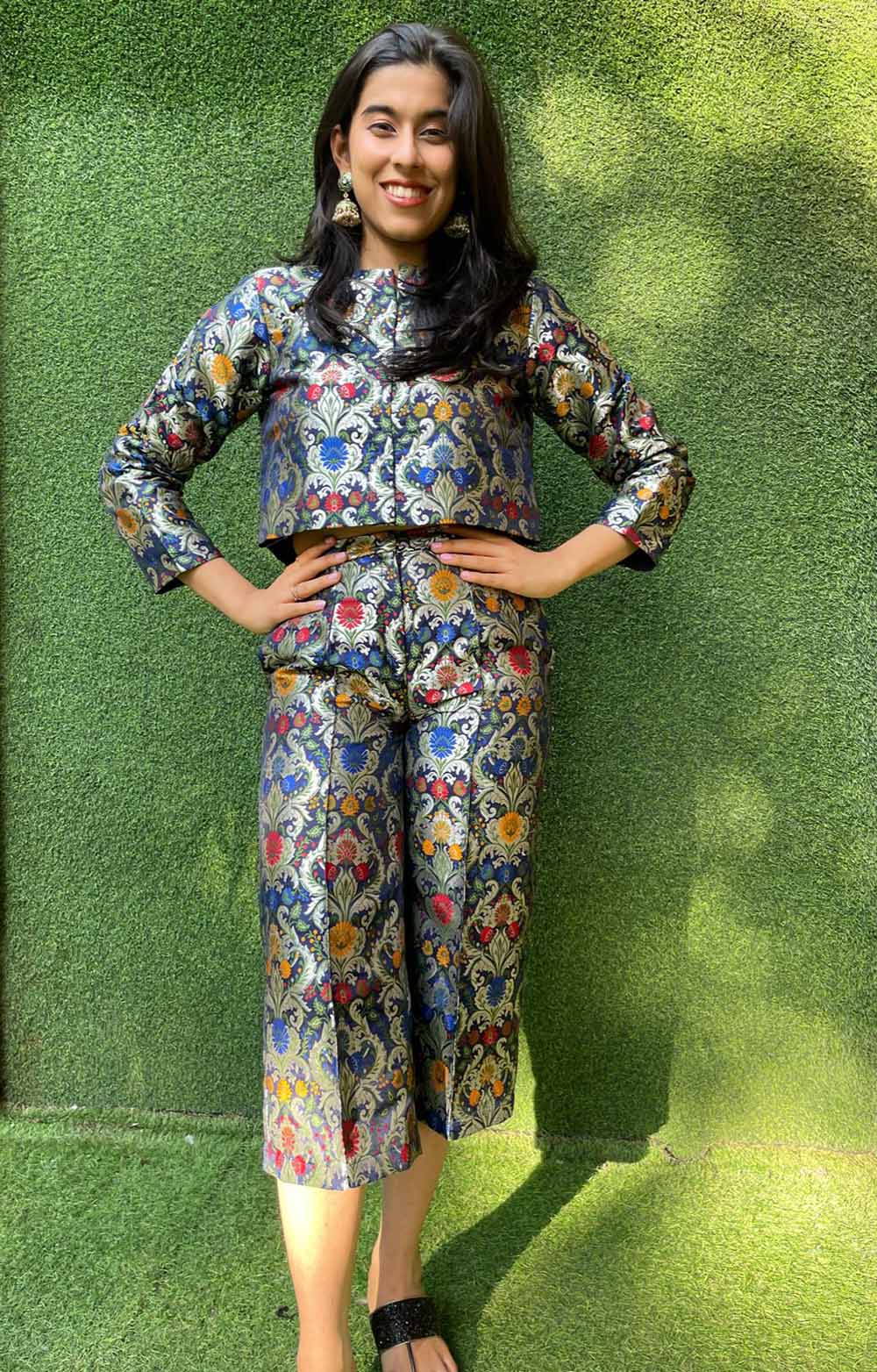 Blue Banarasi Kim Khwab Top and Capri Set - Luxurion World
