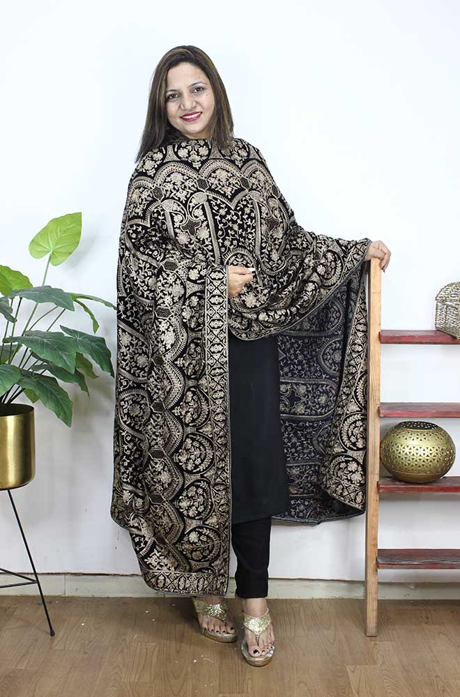 Blue Embroidered Trendy Velvet Dupatta - Luxurion World