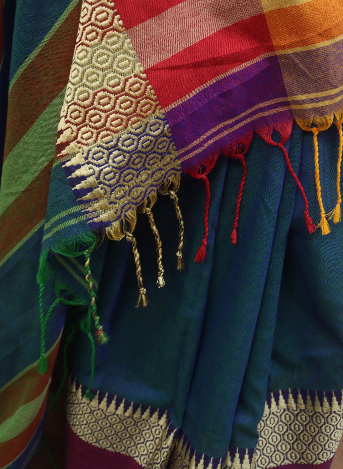 Blue Handloom Plain Bengal Cotton Saree