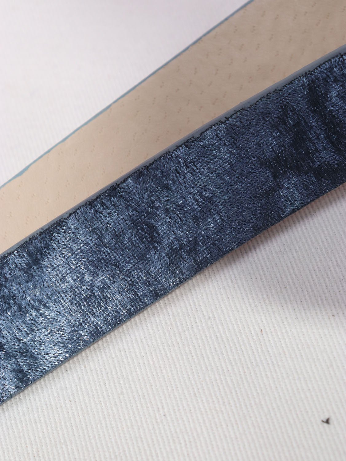 Blue Rhinestone Velvet Buckle Belt - Elegant Accessory for Any Outfit - Luxurion World