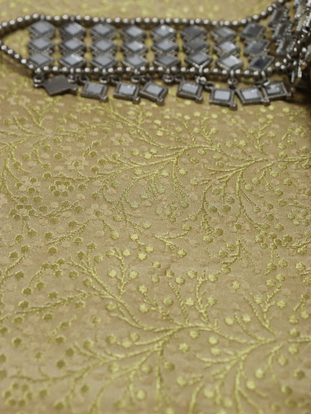 Cream Banarasi Silk Brocade Fabric (0.75 Mtr) - Luxurion World