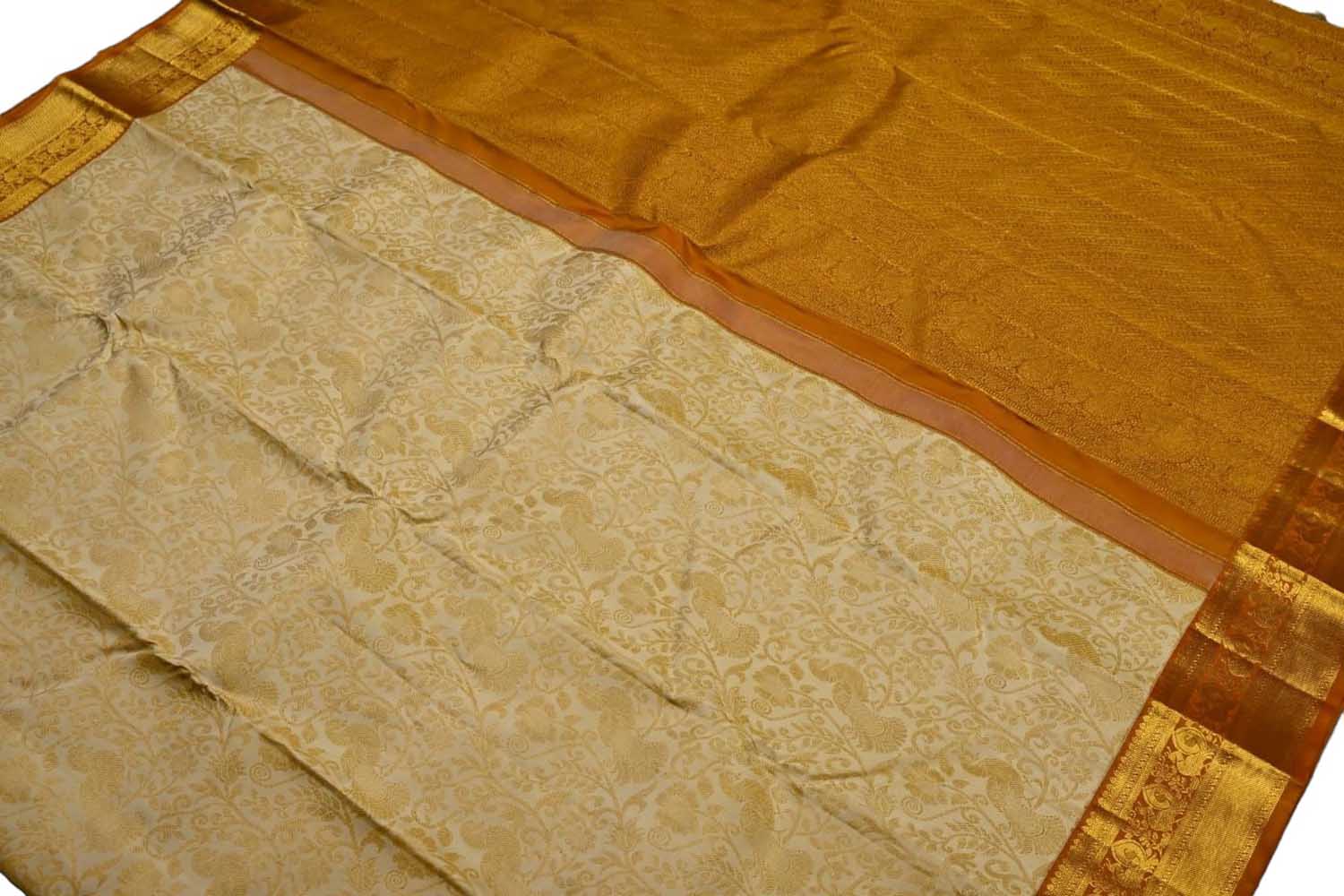 Cream Handloom Kanjeevaram Pure Silk Saree - Luxurion World