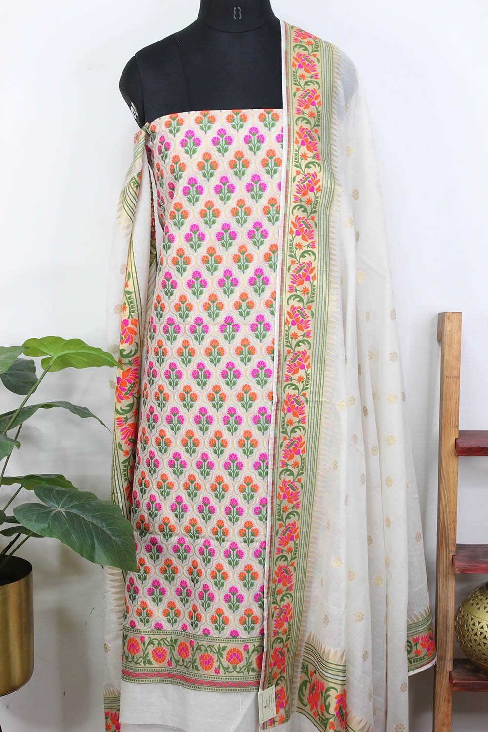 Dyeable Banarasi Meenakari Cotton Three Piece Unstitched Suit Set - Luxurion World