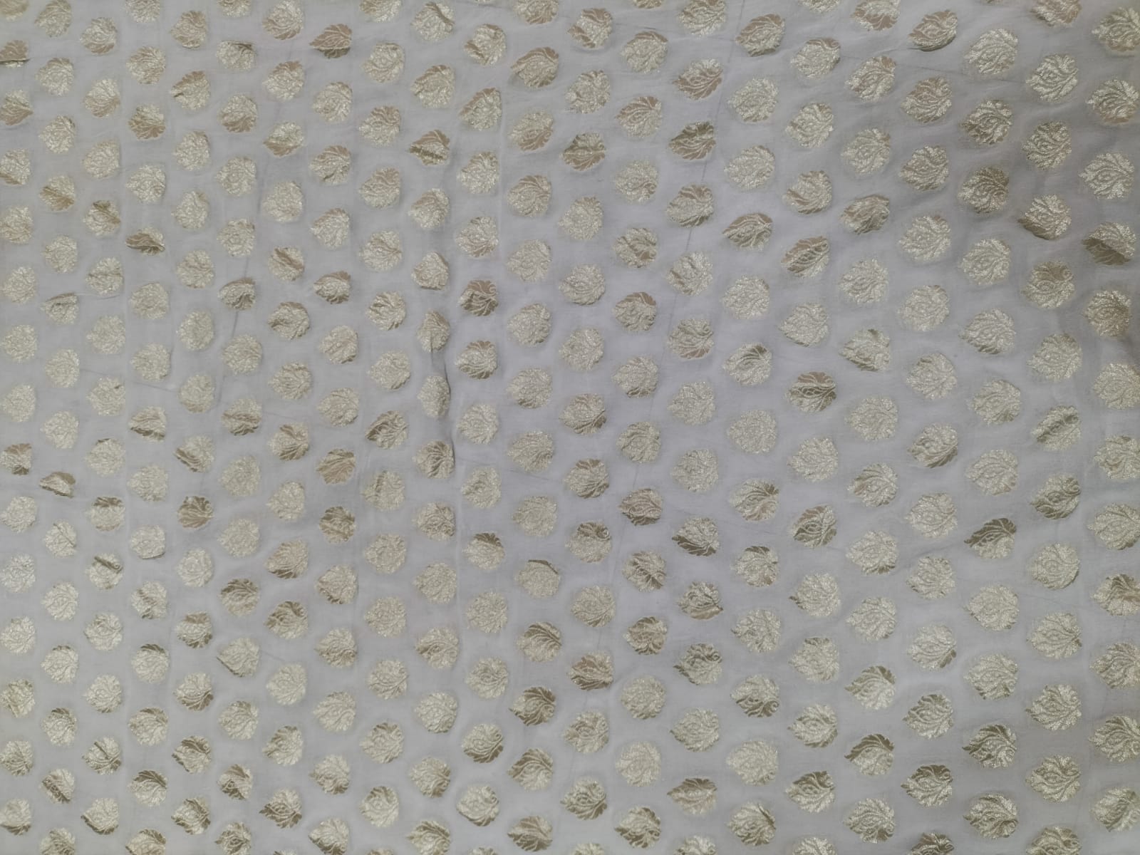Dyeable Banarasi Pure Georgette Fabric (1Mtr) - Luxurion World