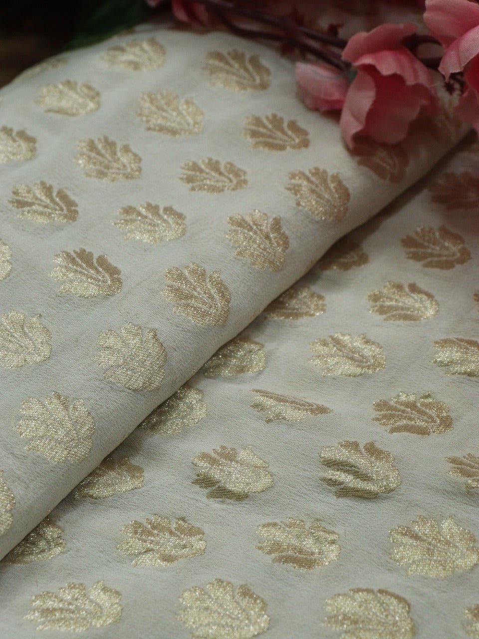Dyeable Banarasi Pure Georgette Fabric (0.65 Mtr) - Luxurion World