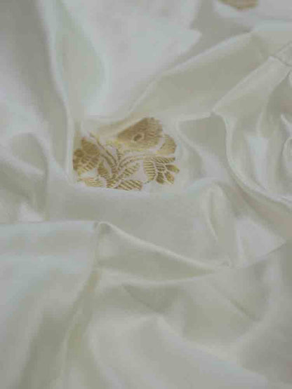 Dyeable Banarasi Pure Katan Silk Kadwa Booti Design Fabric ( 1 Mtr ) - Luxurion World
