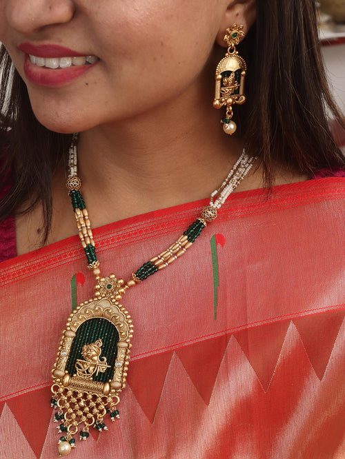 Shop Luxurionworld's Golden Elegance Necklace Set for Chic Style - Luxurion World