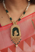 Shop Luxurionworld's Golden Elegance Necklace Set for Chic Style - Luxurion World