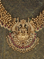 Shop Luxurionworld's Exclusive Necklace Set for Elevated Style - Luxurion World