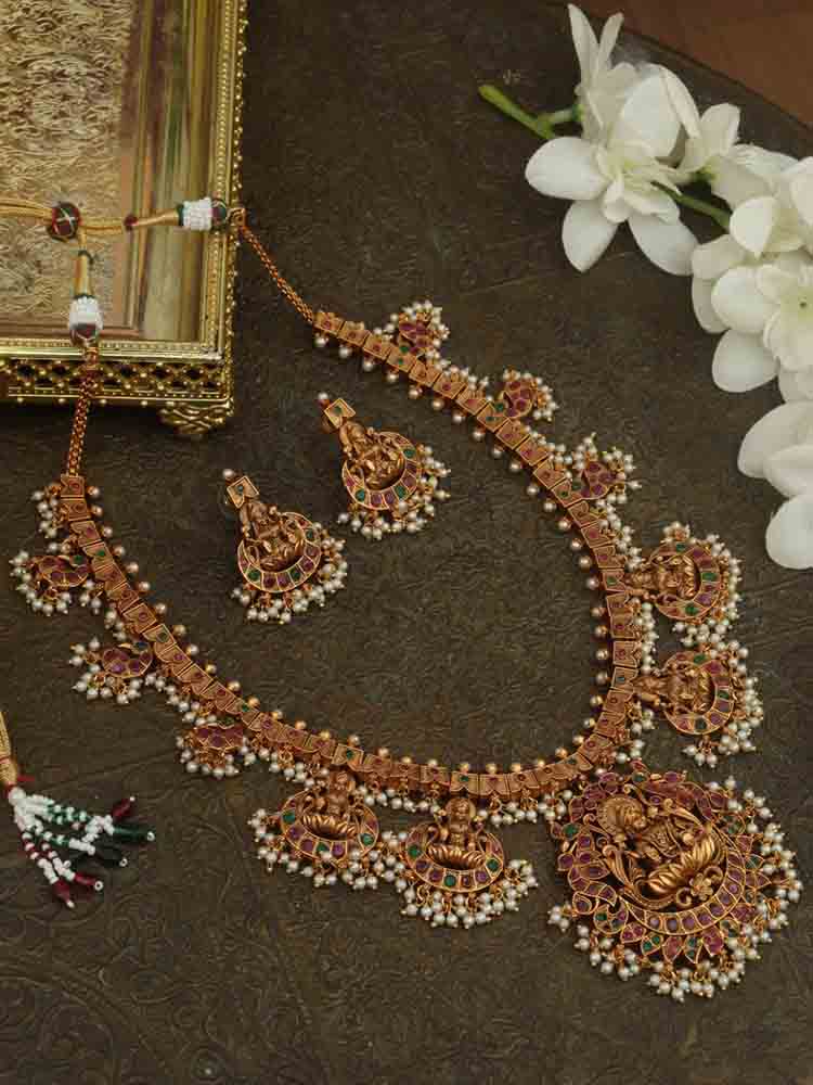 Shop Luxurionworld's Exclusive Necklace Set for Glamorous Style - Luxurion World