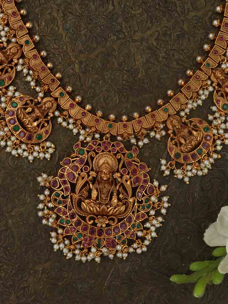 Shop Luxurionworld's Exclusive Necklace Set for Glamorous Style - Luxurion World