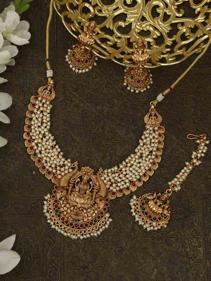 Golden Delight - Elevate Your Style with Luxurionworld's Exclusive Necklace Set - Perfect for Special Occasions - Luxurion World
