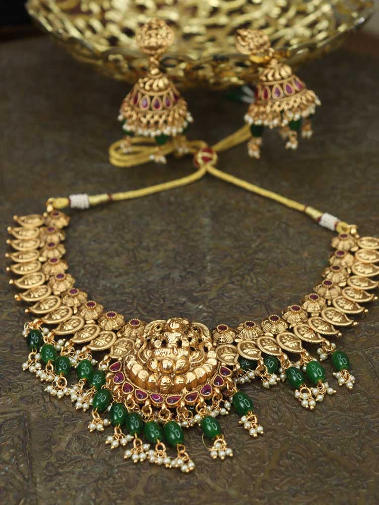 Shop Luxurionworld's Golden Elegance Necklace Set - Elevate Your Style - Luxurion World