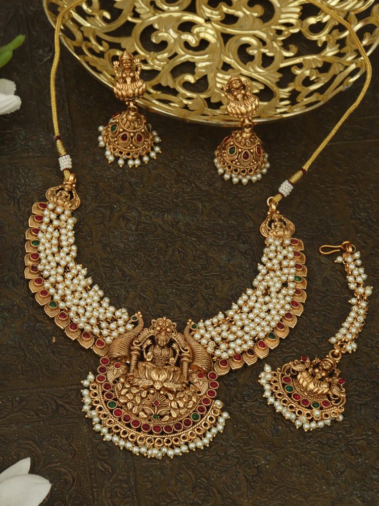 Golden Delight - Elevate Your Style with Luxurionworld's Exclusive Necklace Set - Perfect for Special Occasions - Luxurion World