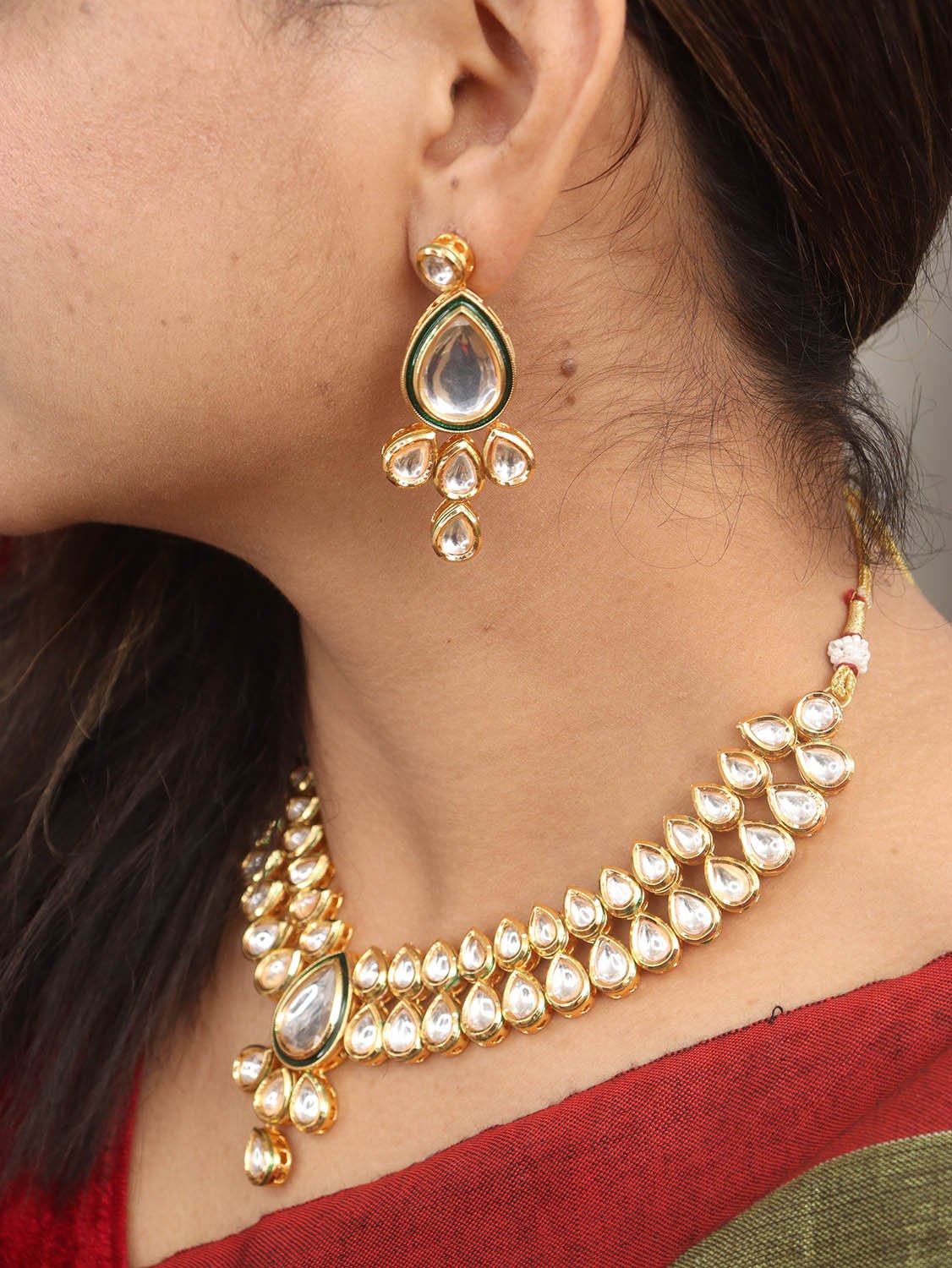 Golden Grace - Elevate Your Style with Luxurionworld's Exclusive Necklace Set - Perfect for Any Occasion! - Luxurion World