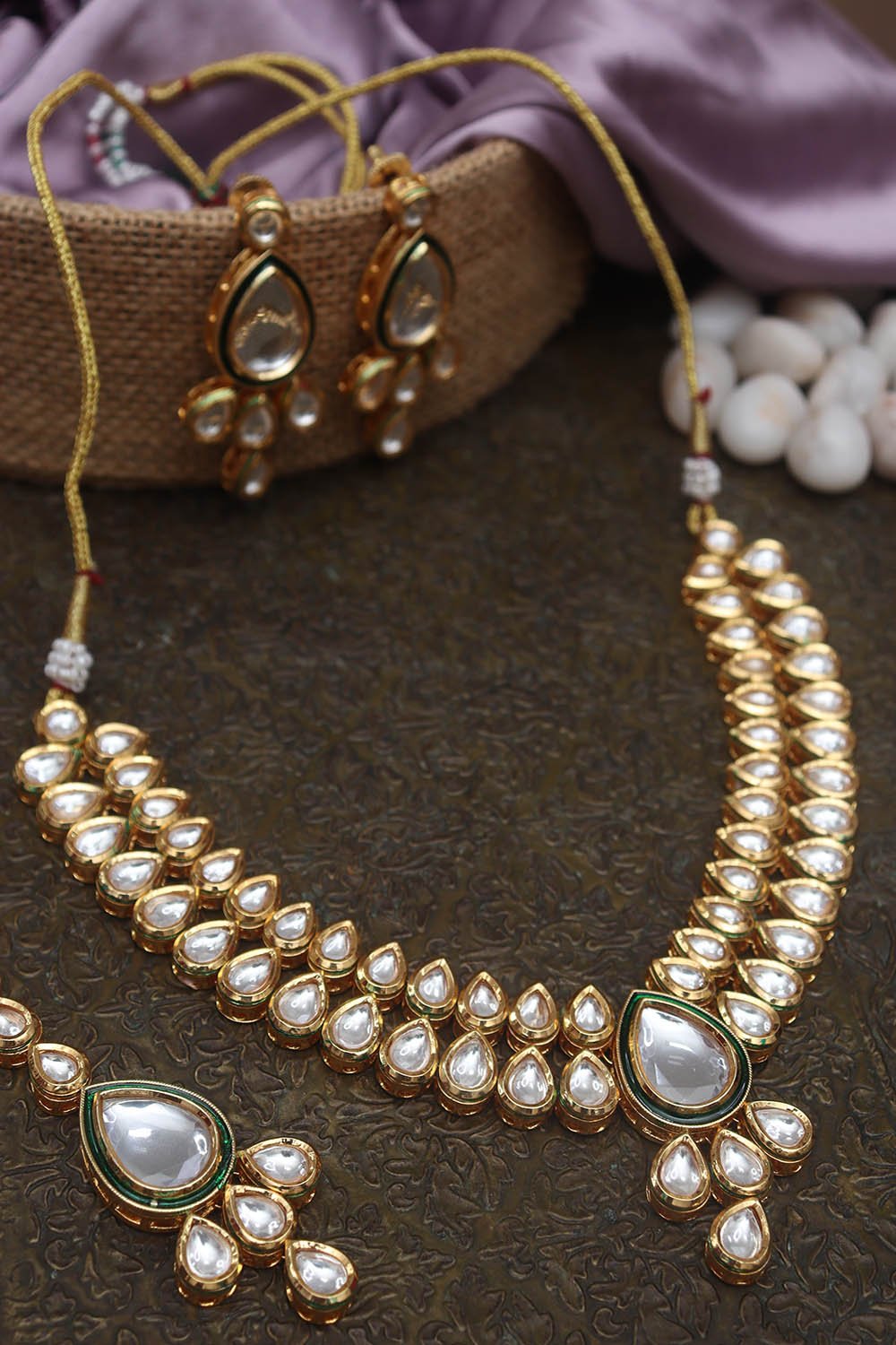Golden Grace - Elevate Your Style with Luxurionworld's Exclusive Necklace Set - Perfect for Any Occasion! - Luxurion World